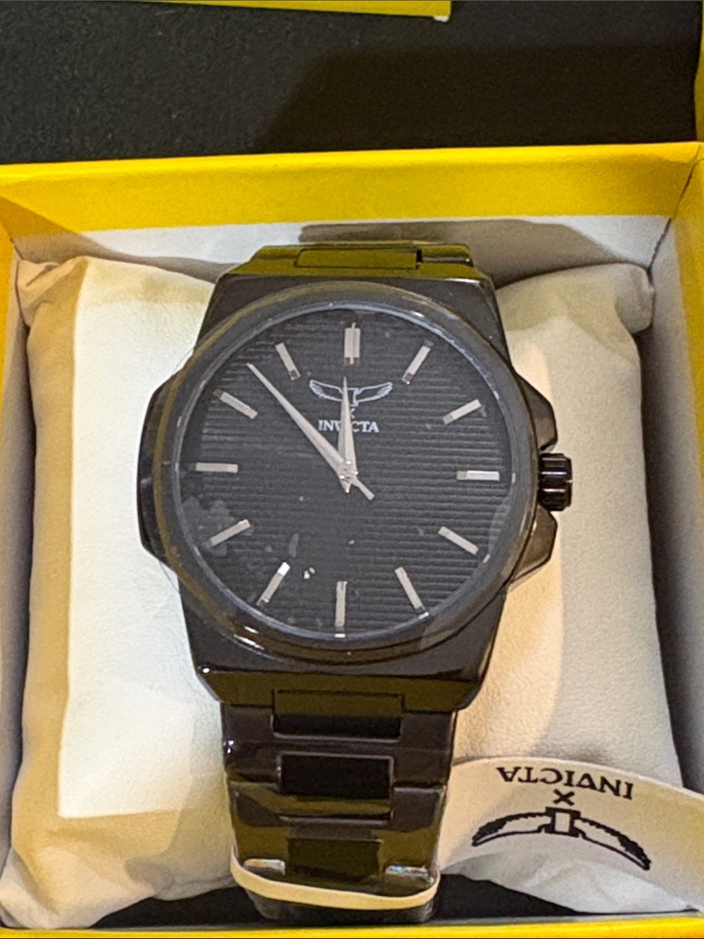 Invicta Black and Silver Men's watch 44mm